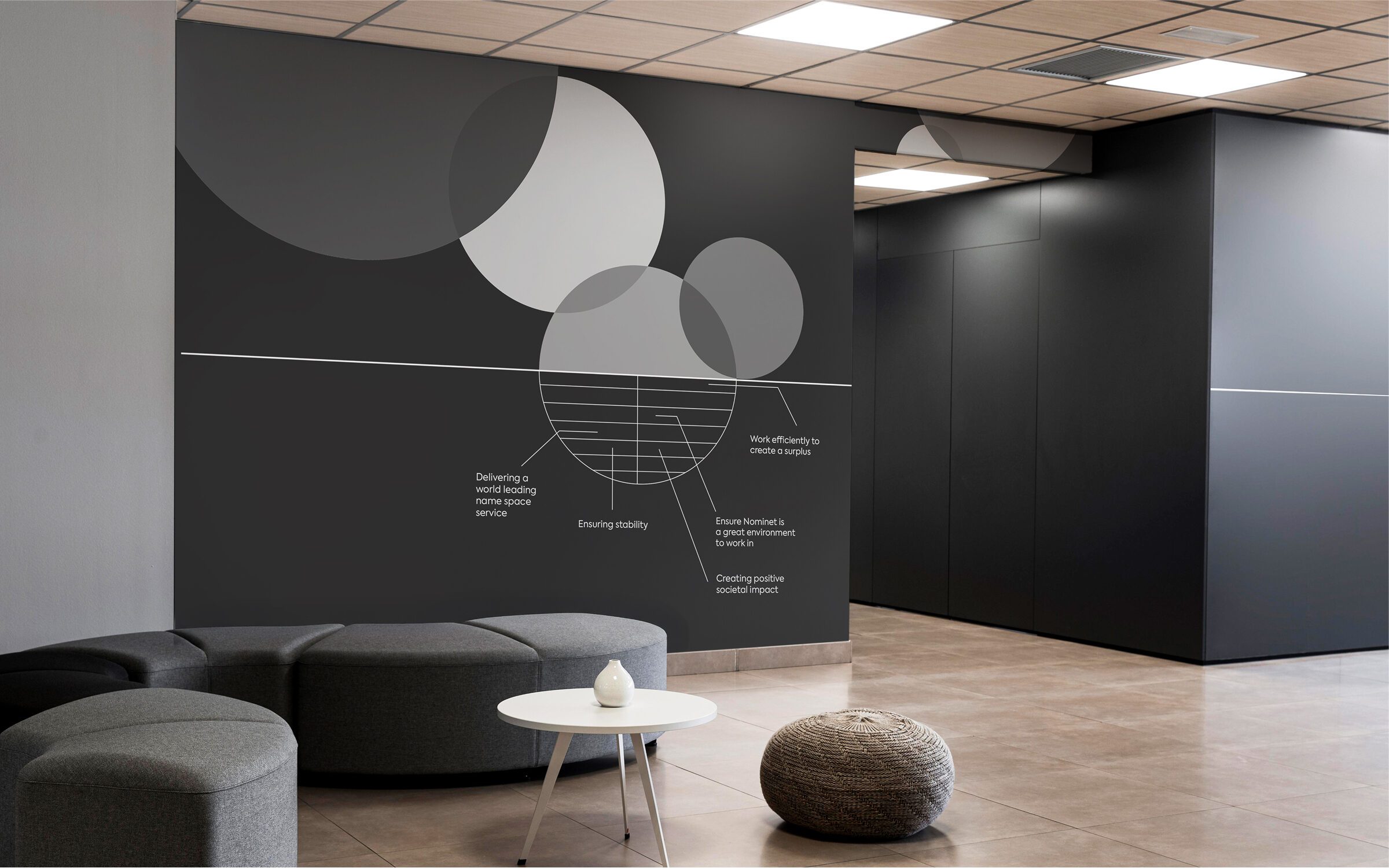 WALL GRAPHIC 1