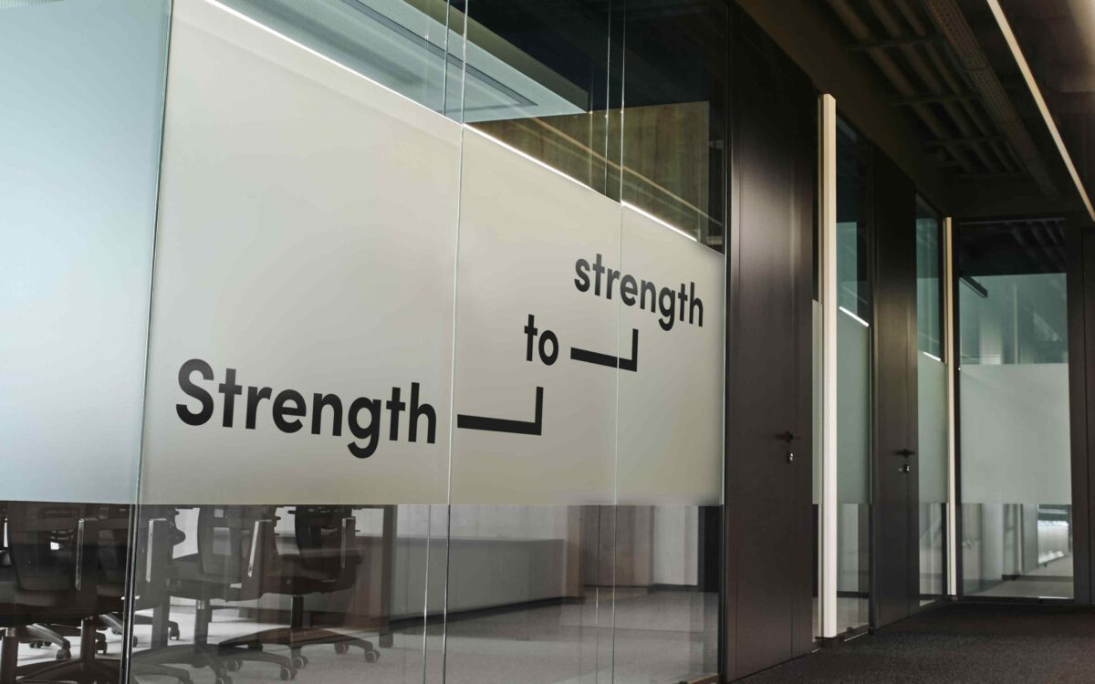 10 SIGNAGE APP 4